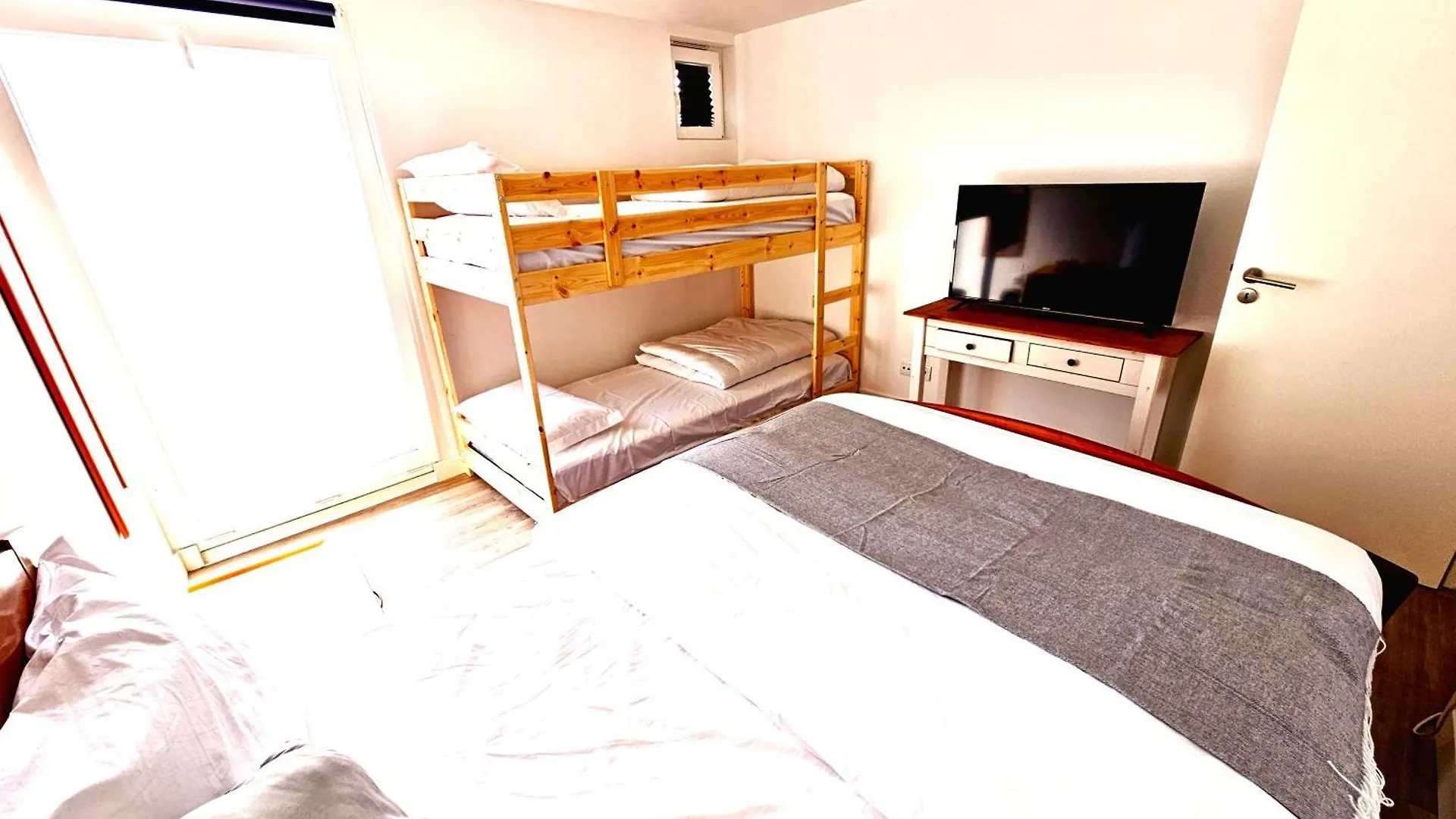 Peers Guest House Cascais