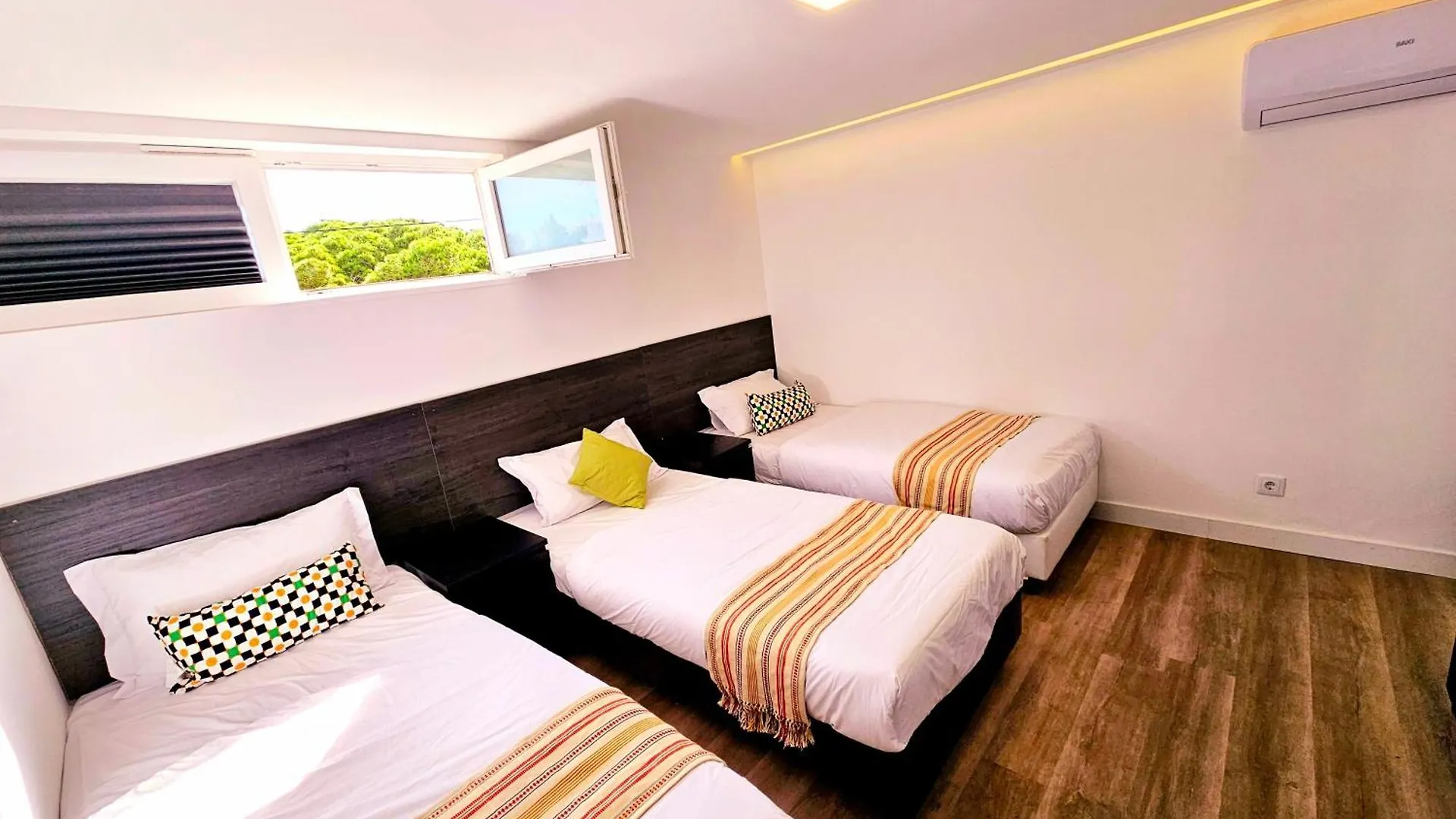 Peers Guest House Cascais