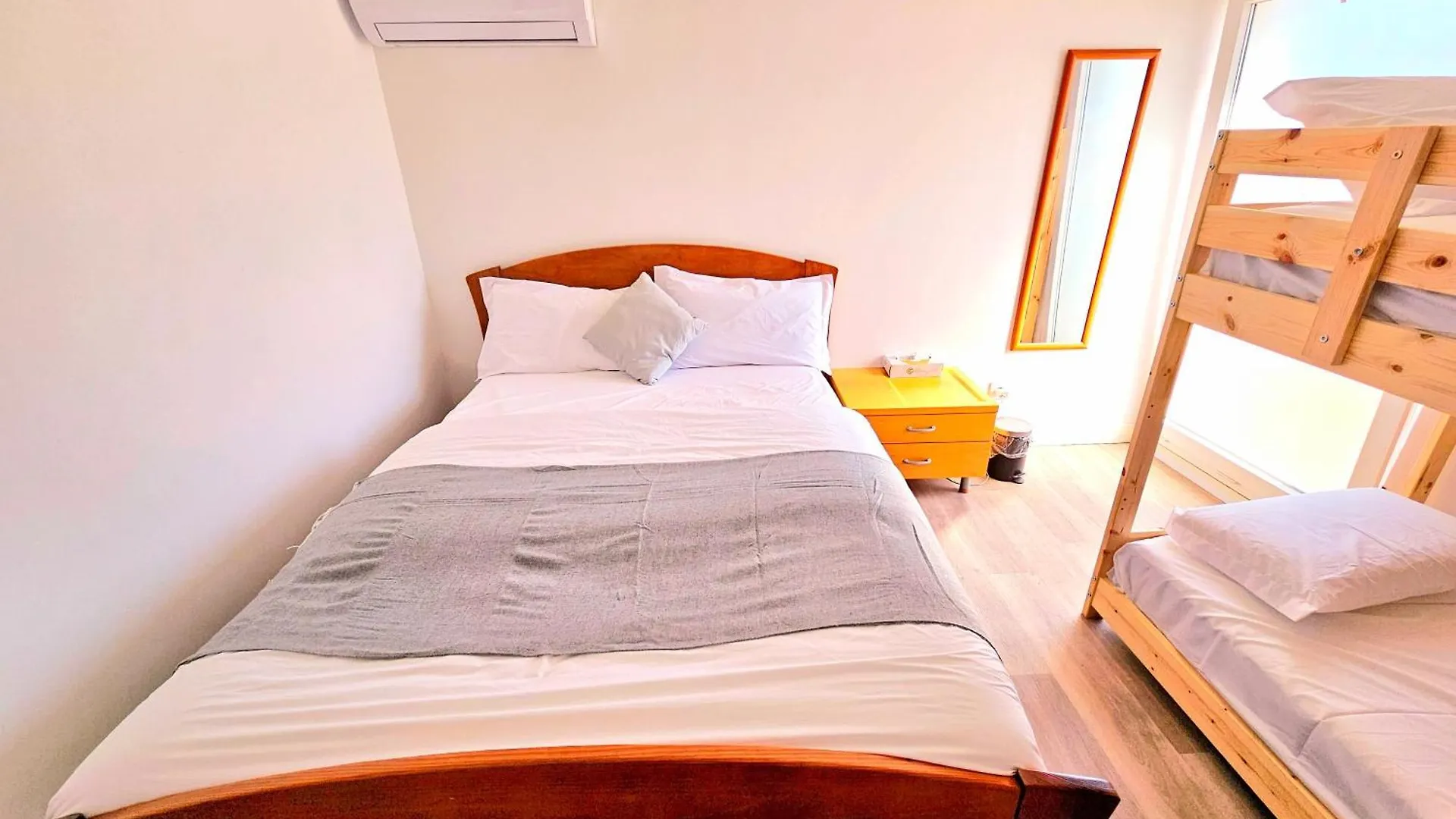 Peers Guest House Cascais Portugal